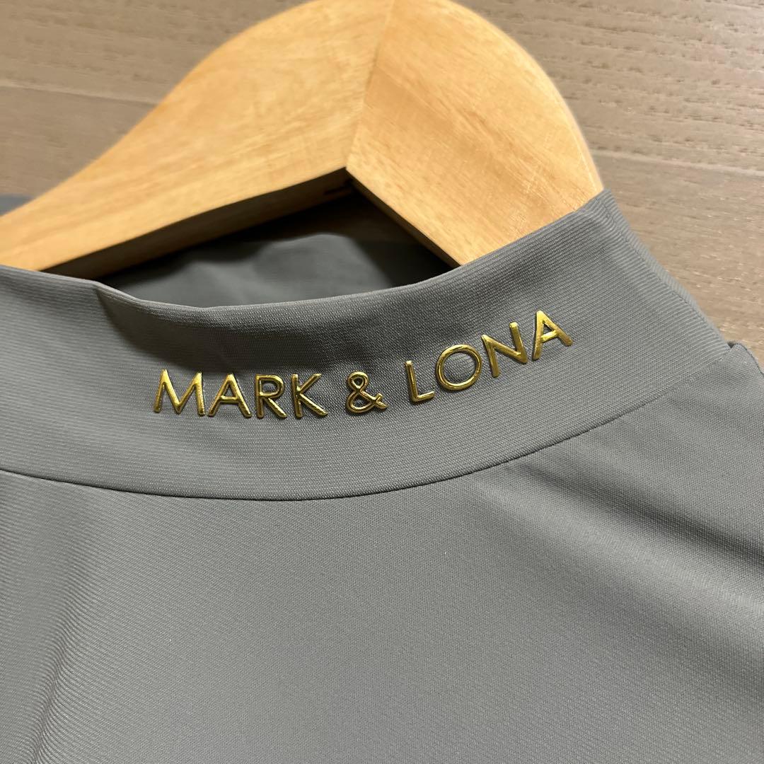 マークアンドロナ　モックネックシャツ　グレー