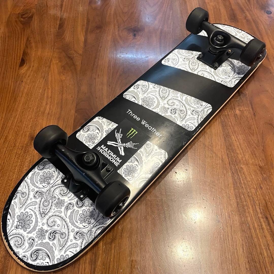 スケボー　極美品　スケートボード　コンプリート　子供用　スリーウェザー　7インチ