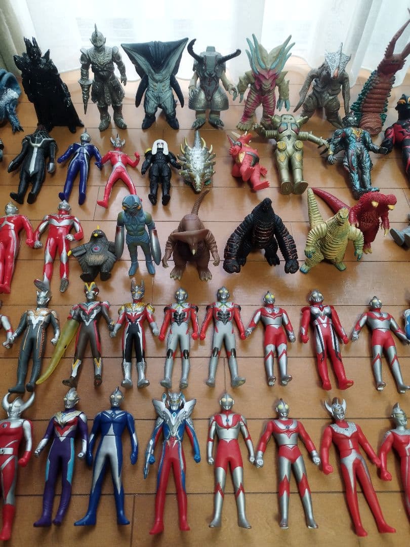 ウルトラマン　怪獣　ソフビ　まとめ売り　68体セット　クリスマスプレゼントに