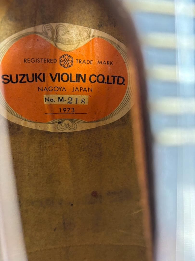 SUZUKI VIOLIN マンドリン No.M-218 ハードケース付き