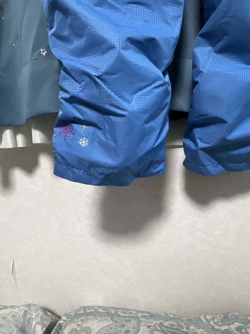 フェニックスの子供用スキーウェア上下セット