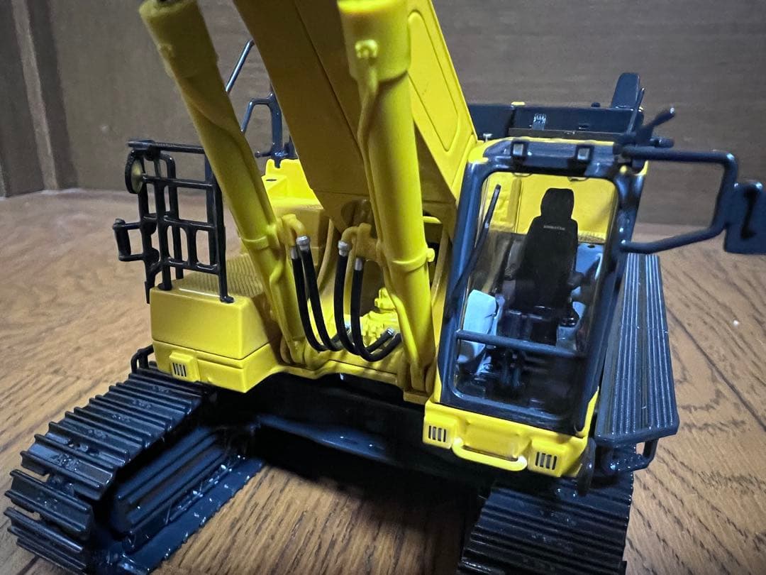 コマツ ミニチュア　pc900LC-11 1/50