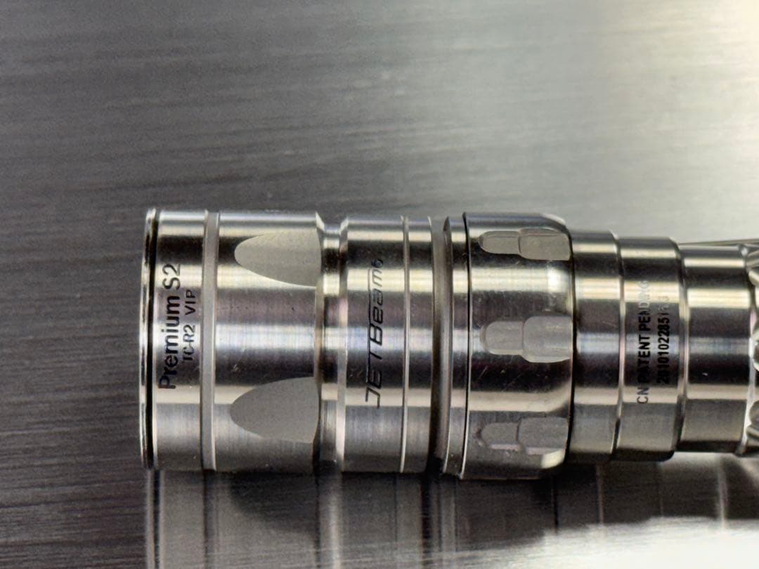 全世界限定500本 JETBeam TC-R2 チタンボディーXP-G S2