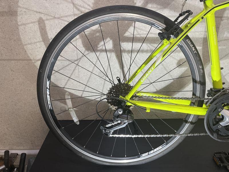 GIANT ESCAPE RX S ジャイアント　クロスバイク イエロー