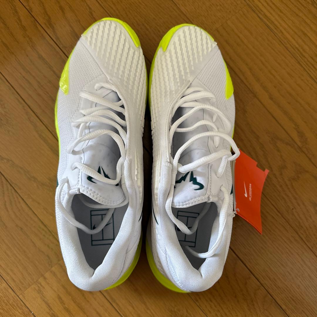 SALE Nike RAFA ナダルモデルテニスシューズ 新品　26.5メンズ