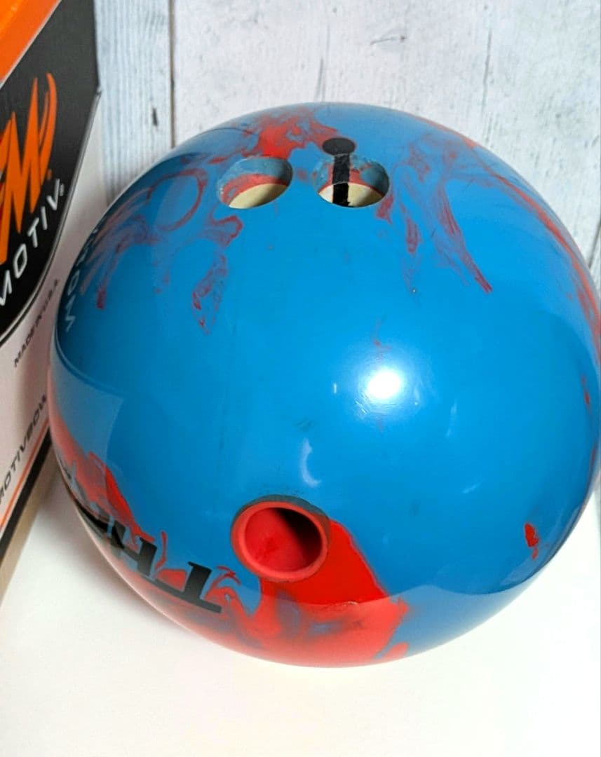 15P マックス スリル ソリッド ボウリング ボール