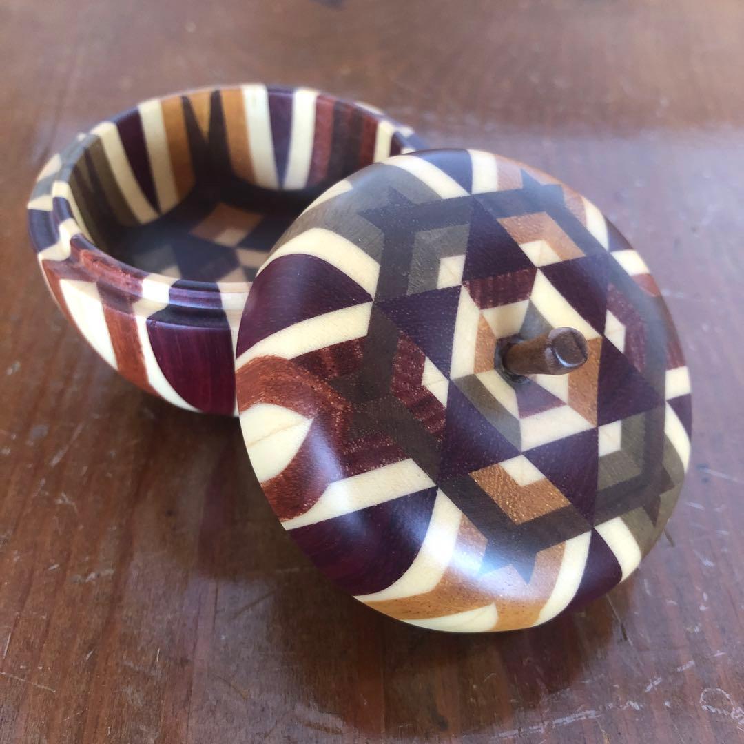 寄木細工 箱根細工 かなざし 金指 無垢 りんご 小物入れ 林檎 合子 工芸品