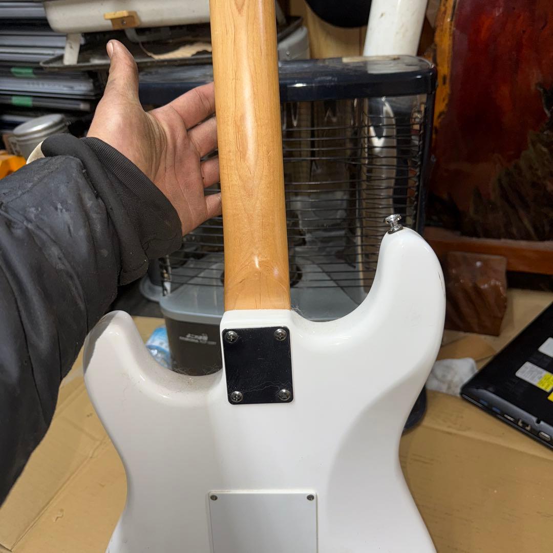 Pulsar エレキギター ホワイト