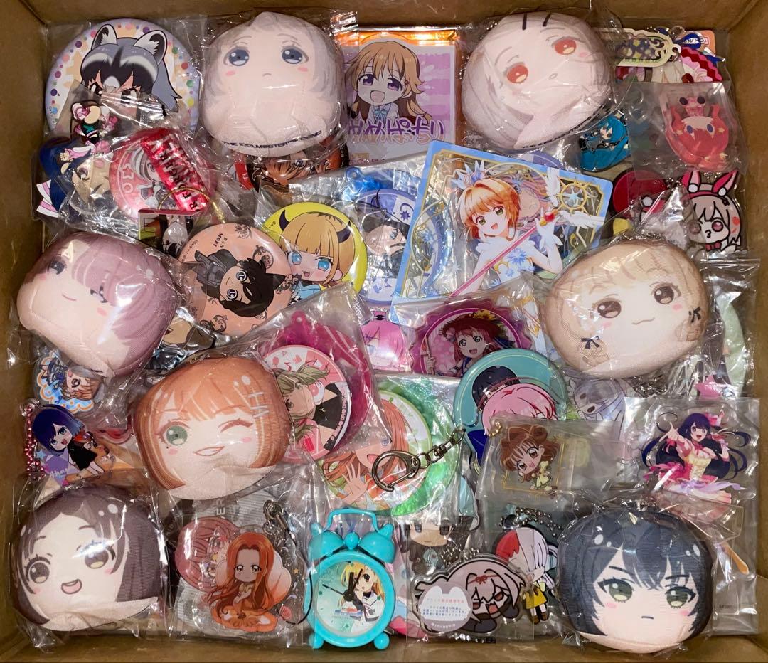 美少女 女 キャラクターグッズ 800点 まとめ売り アニメ 漫画 ゲーム