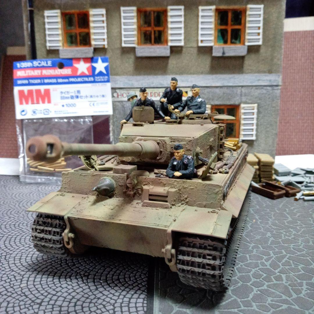 値下げしました　タミヤ　タイガーⅠ型　最後期型　1／35　アクセサリーパーツ多数