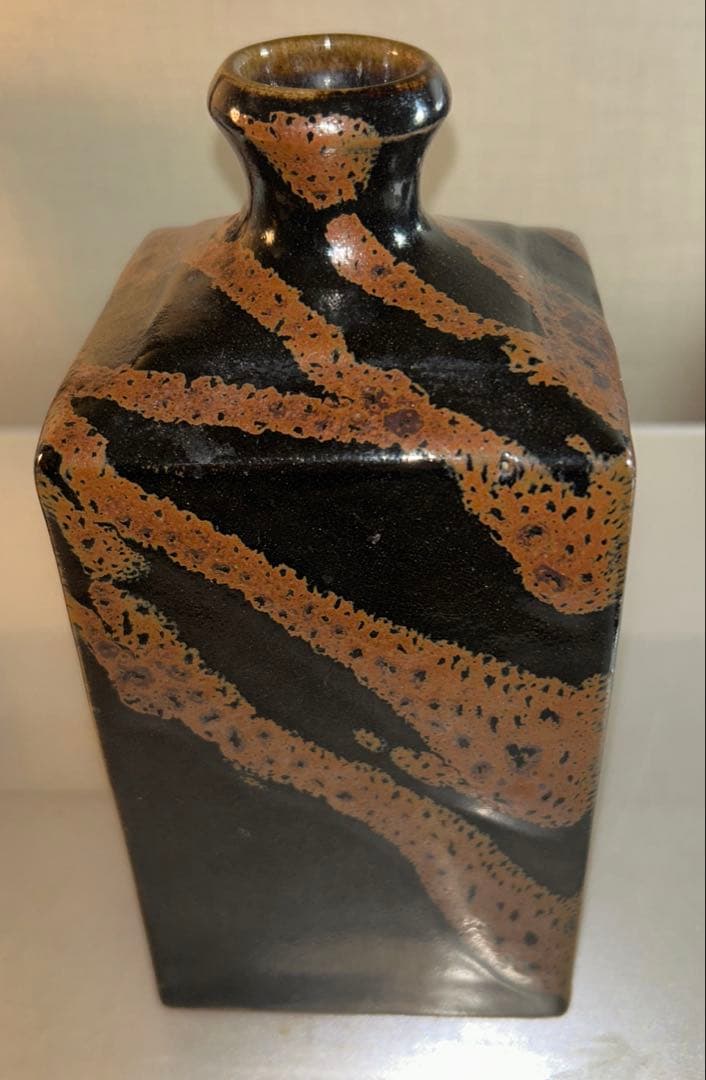 【ビンテージ】益子焼角瓶鉄釉花瓶