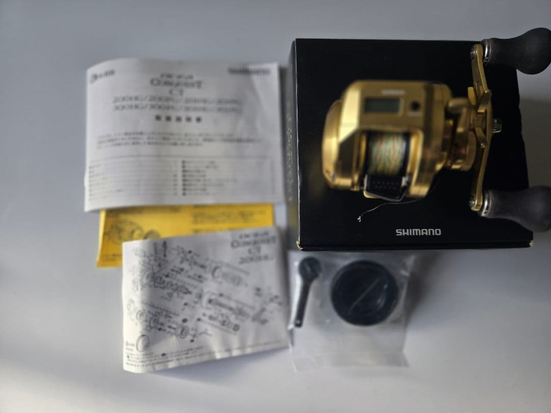 SHIMANO カルカッタコンクエストCT200PG