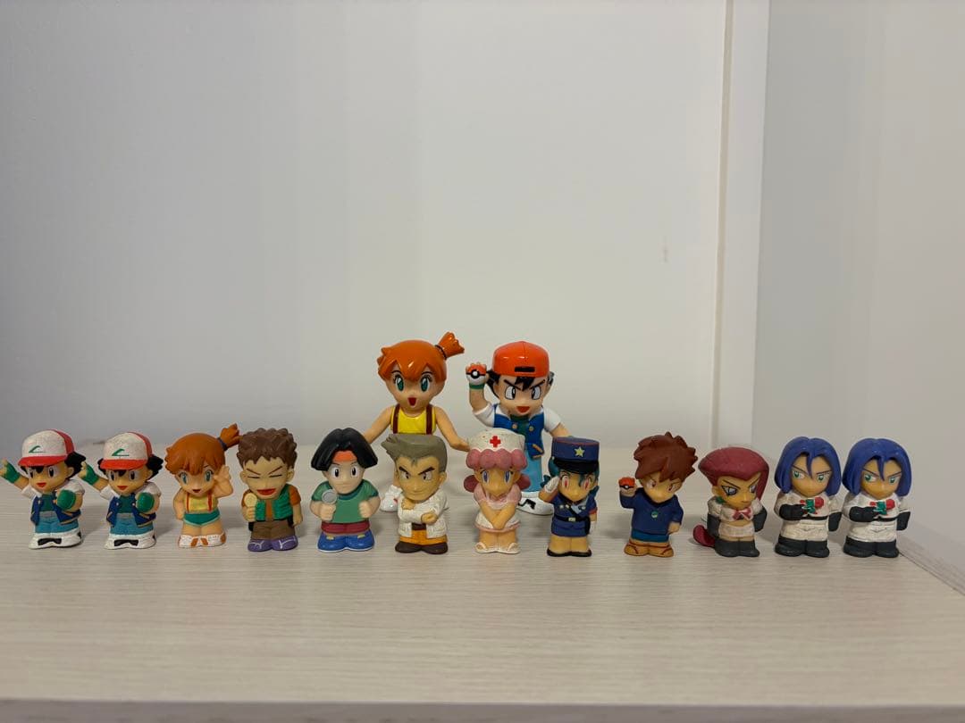 【希少】昔のポケモンキッズ 指人形 265個＋サトシなど14個　計279個