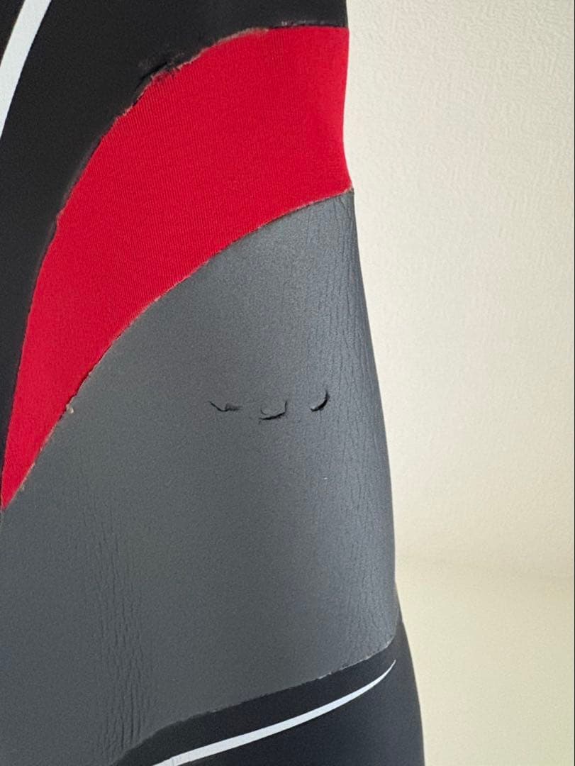 HUUB フルスーツ ウェットスーツ 黒/赤/灰色