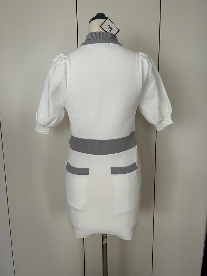 ドゥアヴニール/ホワイト/パフスリーブ/半袖/ワンピース/新品未使用品