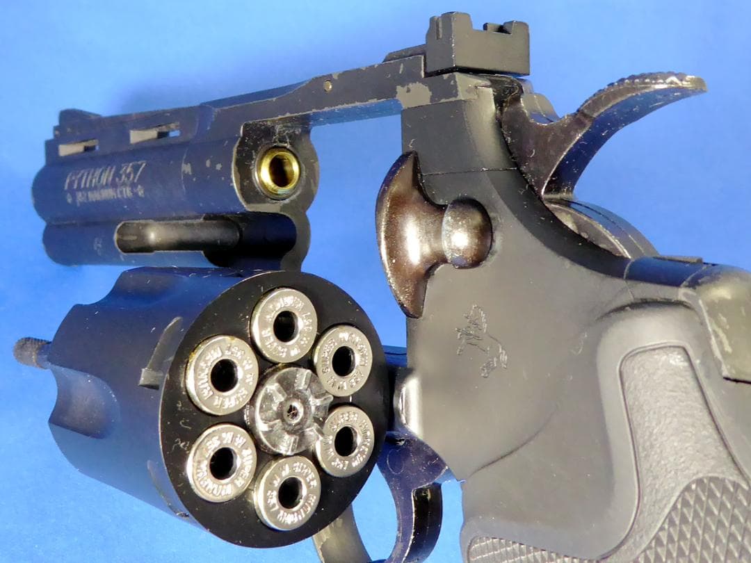 東京マルイ/ガスリボルバー/コルトパイソン.357マグナム 4インチ/18才用
