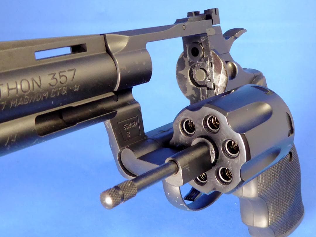 東京マルイ/ガスリボルバー/コルトパイソン.357マグナム 4インチ/18才用