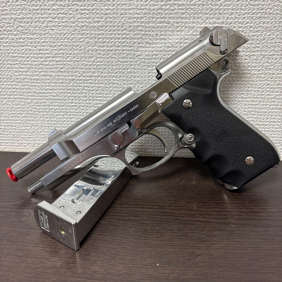 東京マルイ ガスブローバック M92 クロームステンレスモデル
