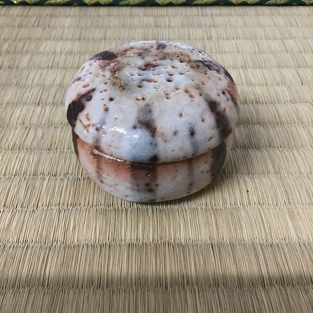 茶道具　志野香合　奥磯栄麓作　共箱　S30KG