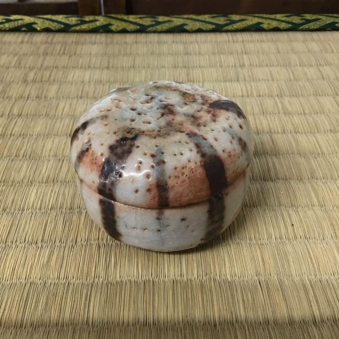 茶道具　志野香合　奥磯栄麓作　共箱　S30KG
