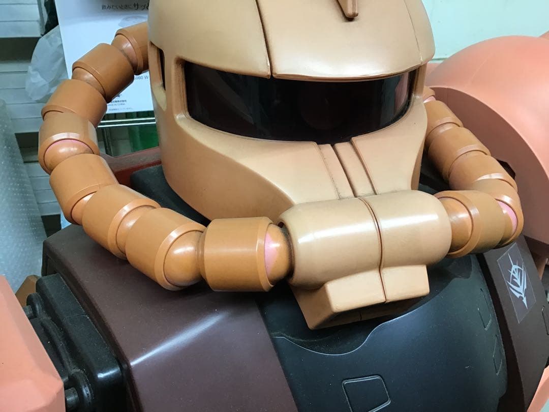 HY2M 1/12 シャア専用ザクⅡ 引き取り限定