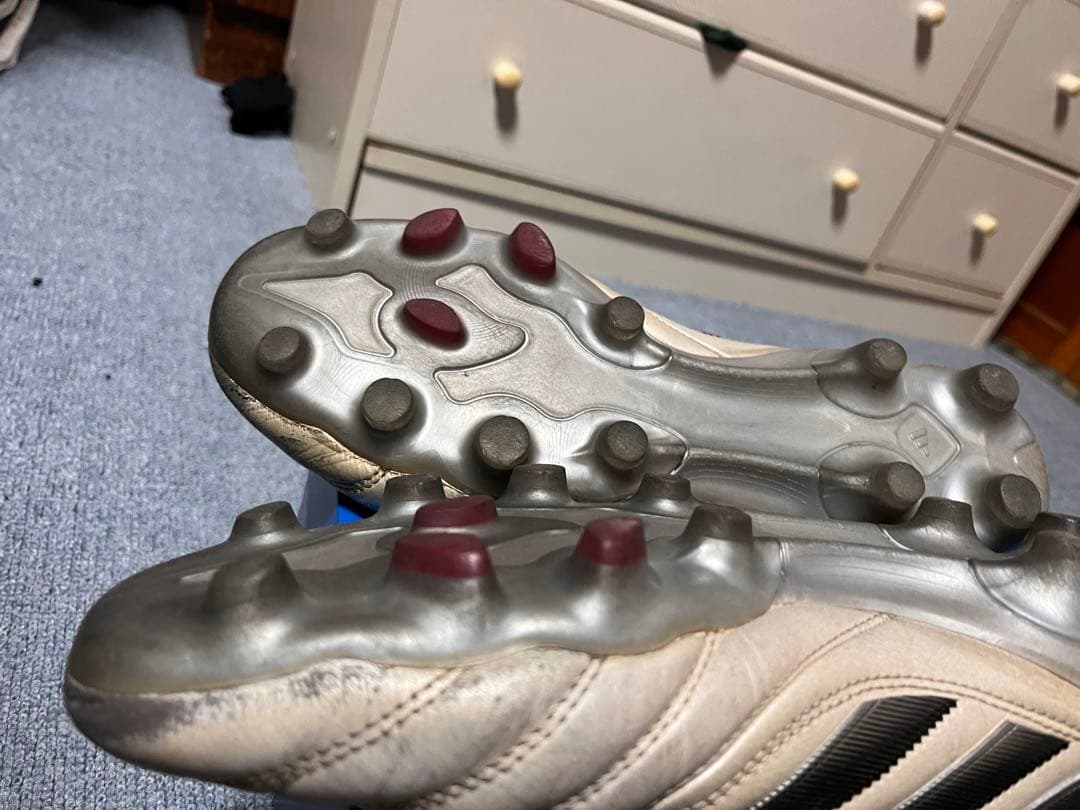 adidas サッカーシューズ ホワイト FG コパ恐らくトップモデル