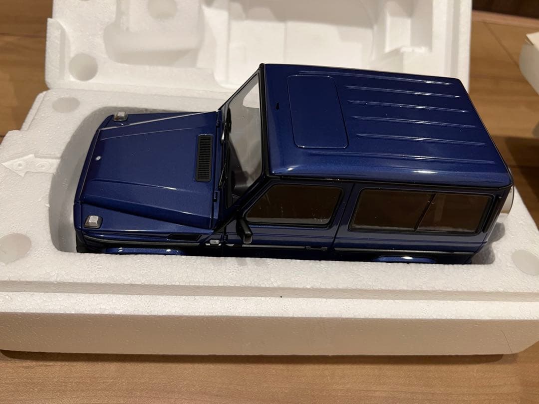 ゲレンデ　1/18Mercedes-Benz G500