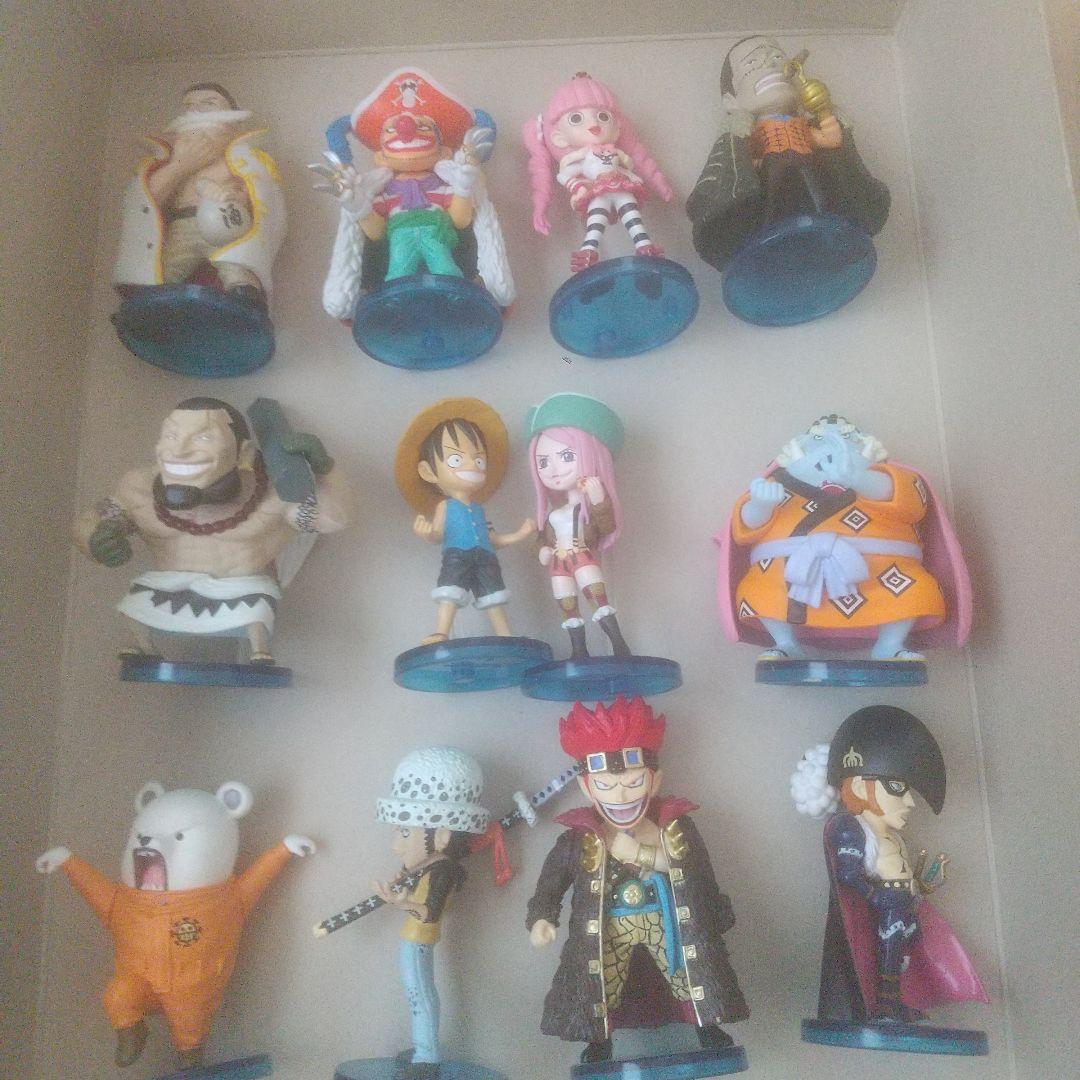 ワールドコレクタブルフィギュア