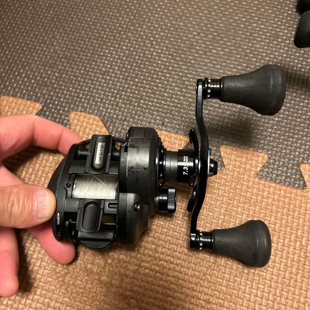 Abu Garcia ベイトリール レボ ビースト