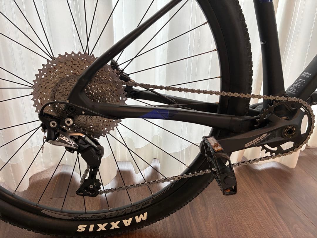 MERIDA メリダ クロスバイク　マウンテンバイク　ビアンキ　ディスク