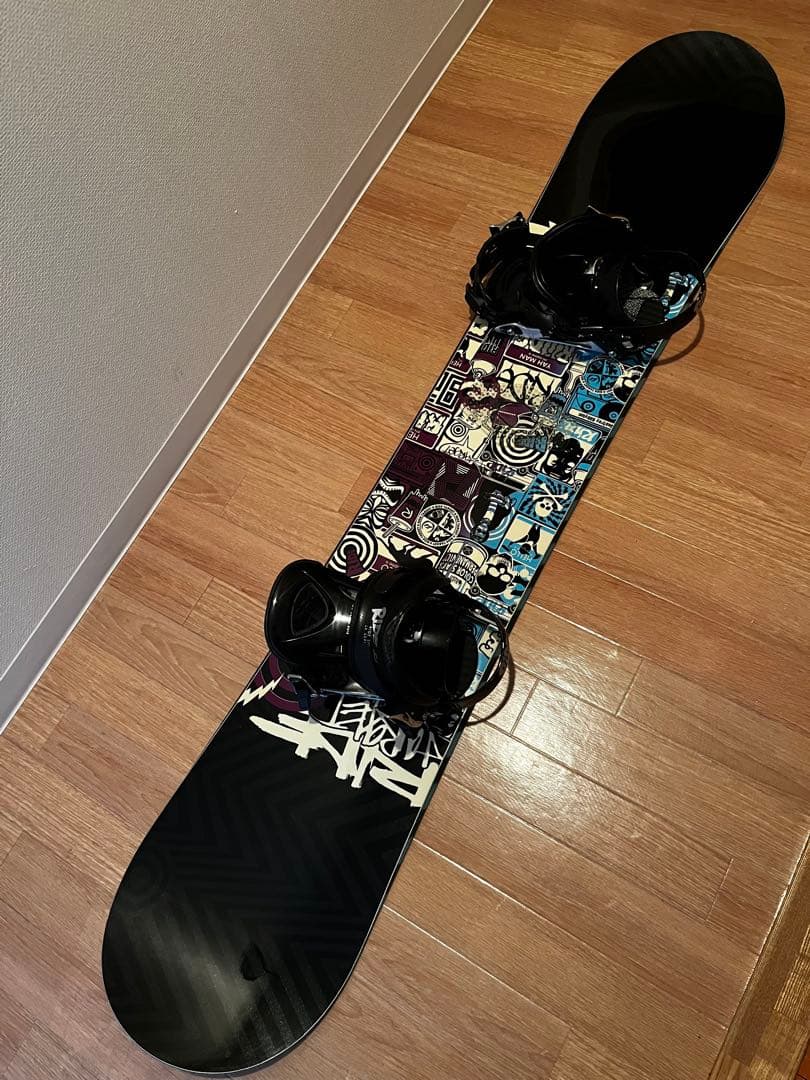 【使用回数少美品】スノーボード 板 全長150cm スノボ ブラック ボード