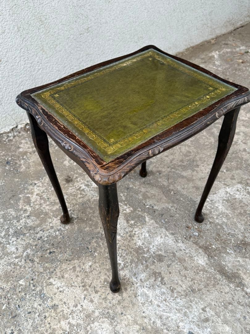 【英国アンティーク風】サイドテーブル＊緑色×ゴールド縁取りのガラス天板