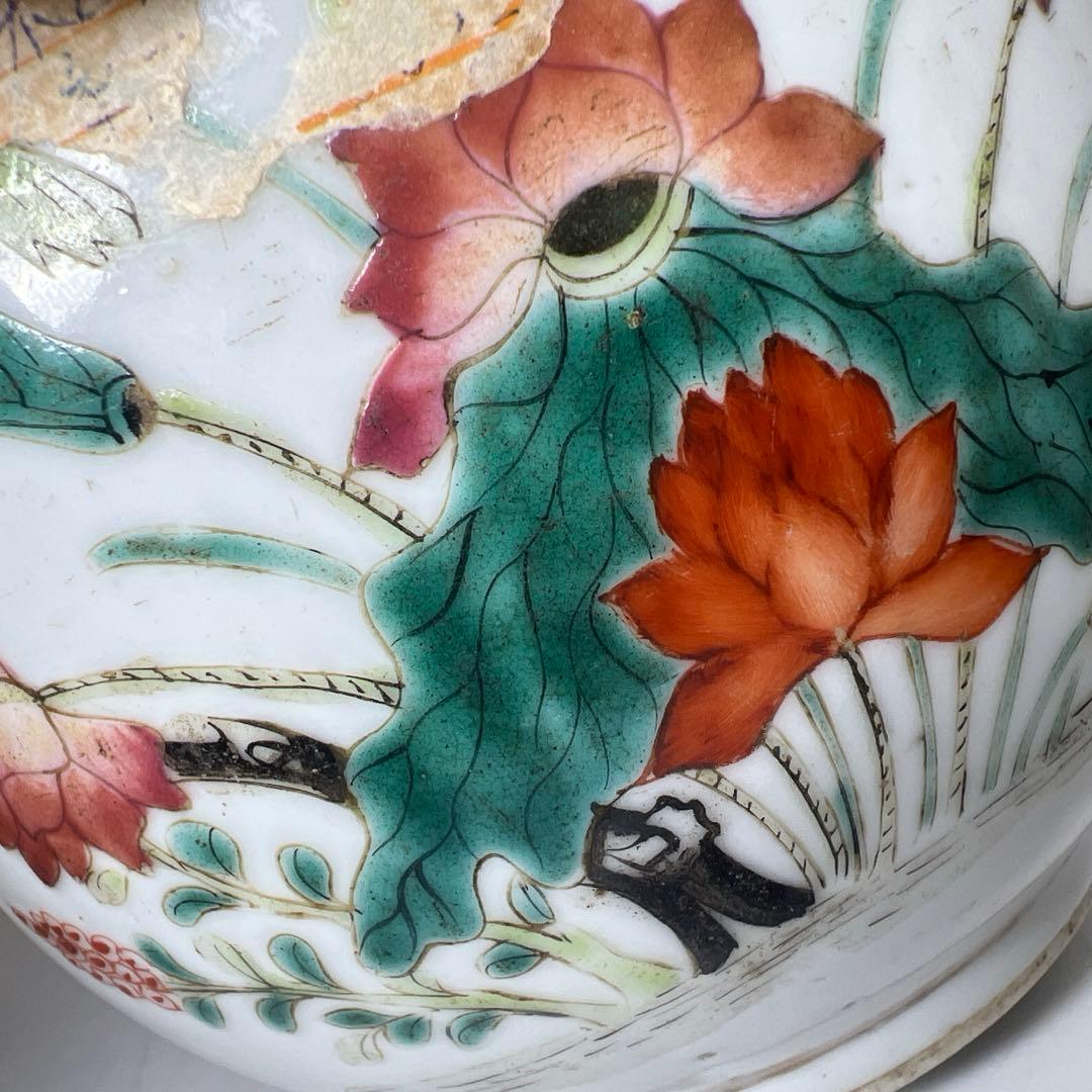 中国清時代　粉彩花蝶図水指　木箱付　高約15.5㎝　東Y8-0203☆2Fトコチ