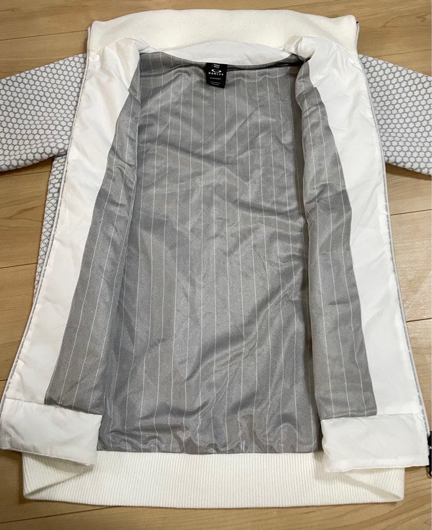 ★美品　OAKLEY オークリー HYBRID ブルゾン メンズM