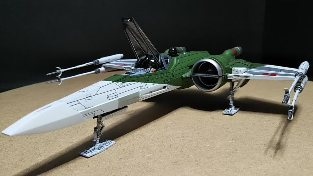 電飾改修　1/72 Xウイング・ファイター 完成品 スカイウォーカーの夜明け