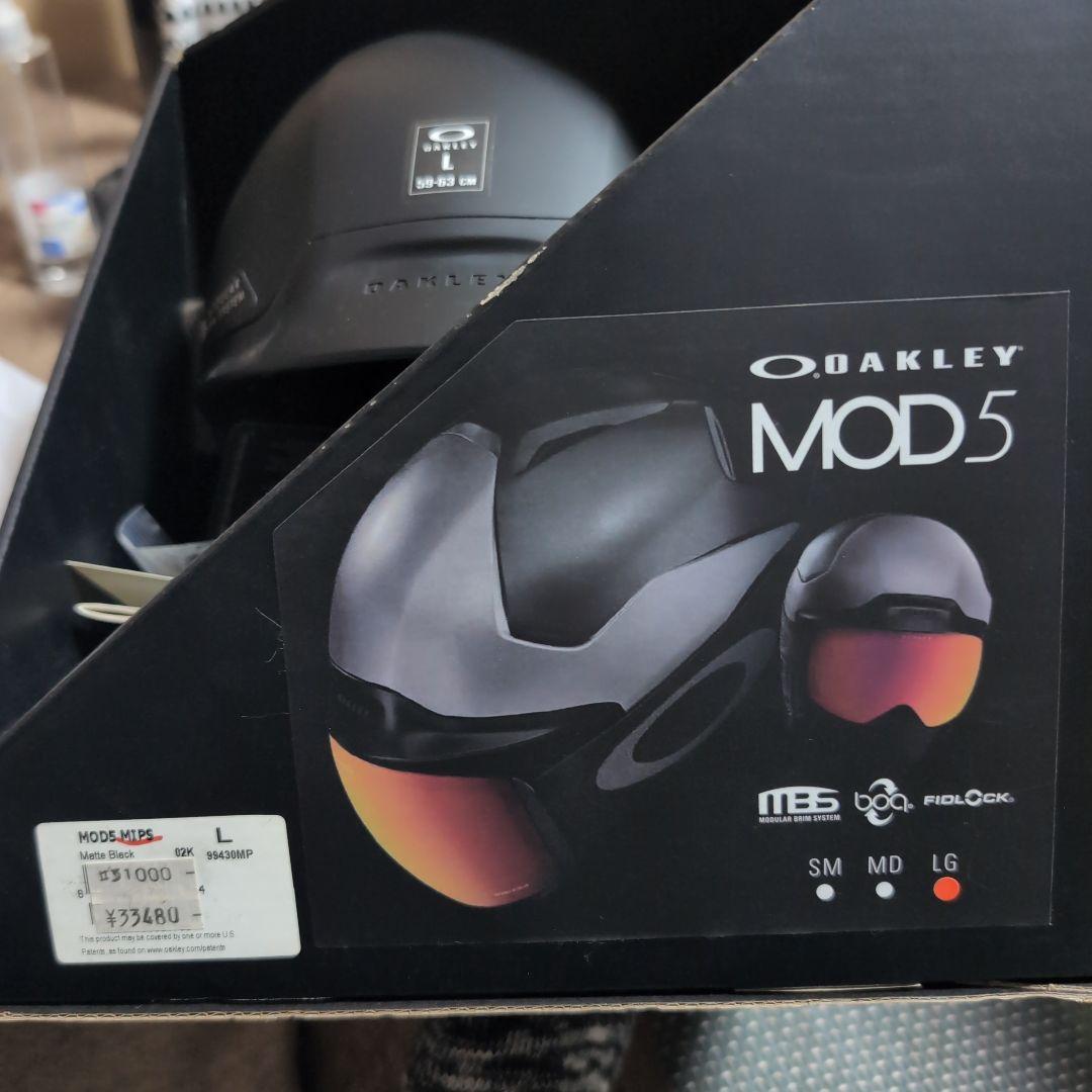 シ*ガ様 OAKLEY MOD5 スノーボードヘルメット L