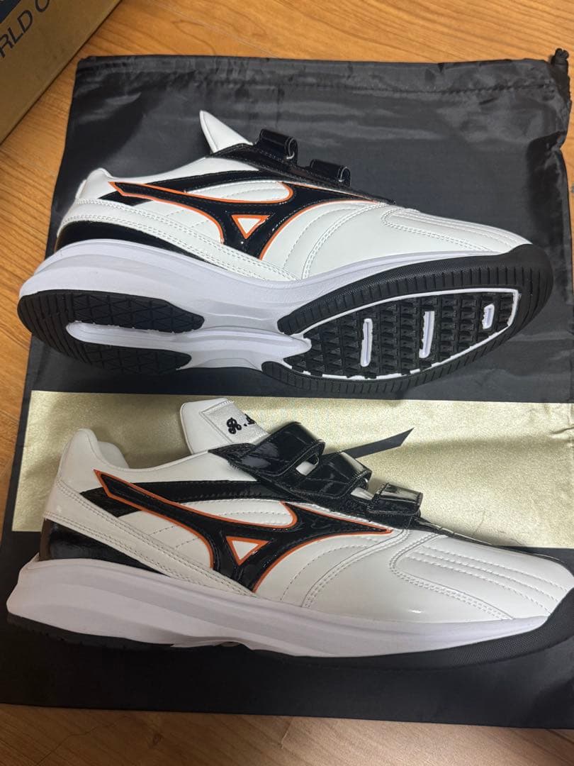 Mizuno Global Elite トレーニングシューズ