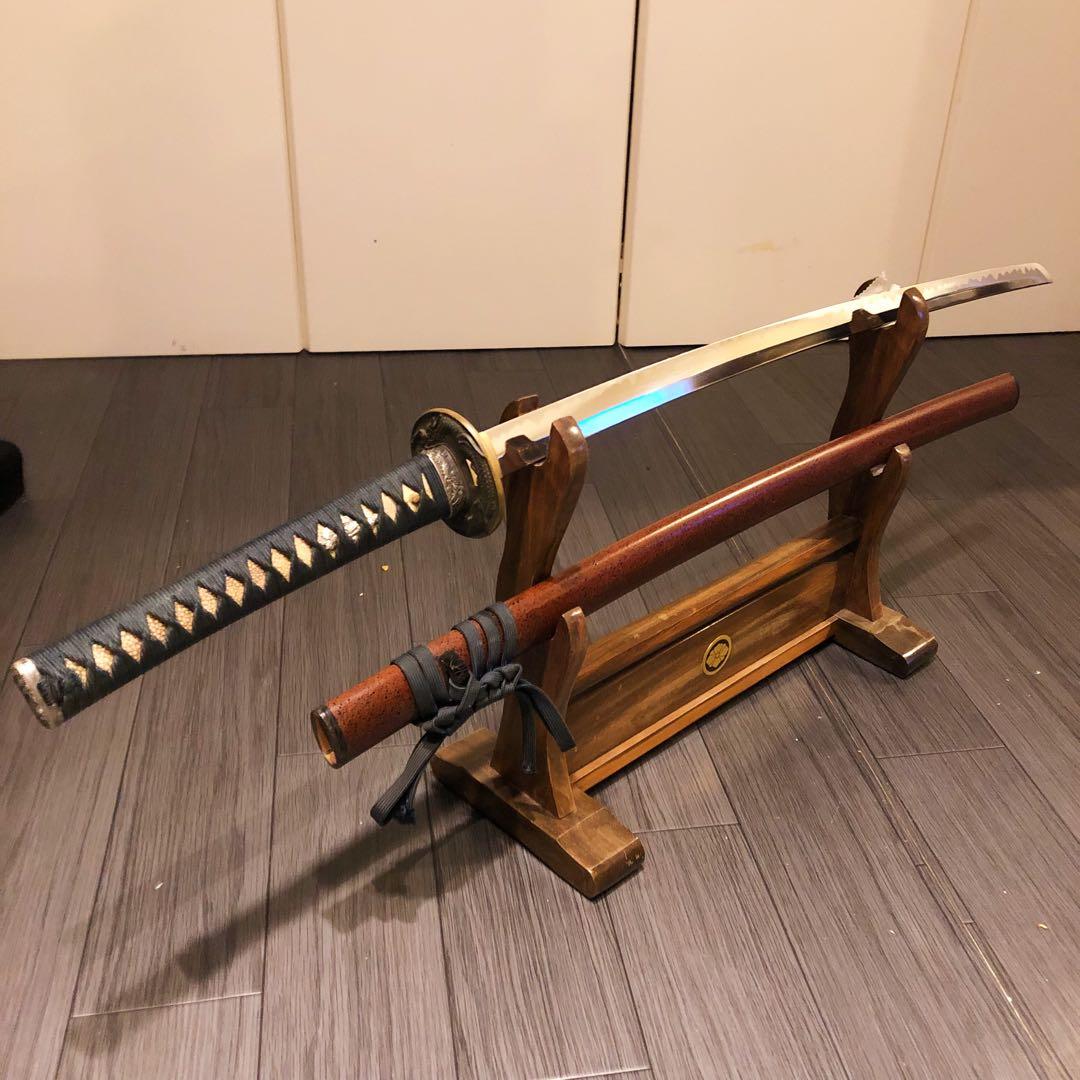 高級模造刀　深朱拵え　高級居合刀　研波刃　合金