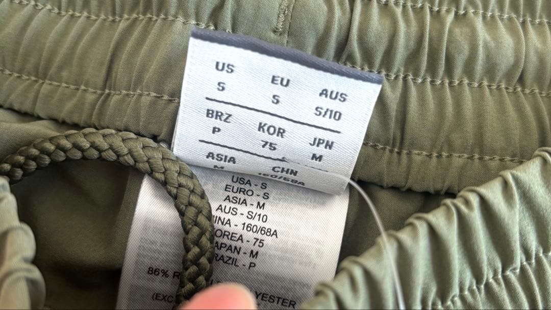 【新品未使用】ニューバランス　パンツ　Mサイズ