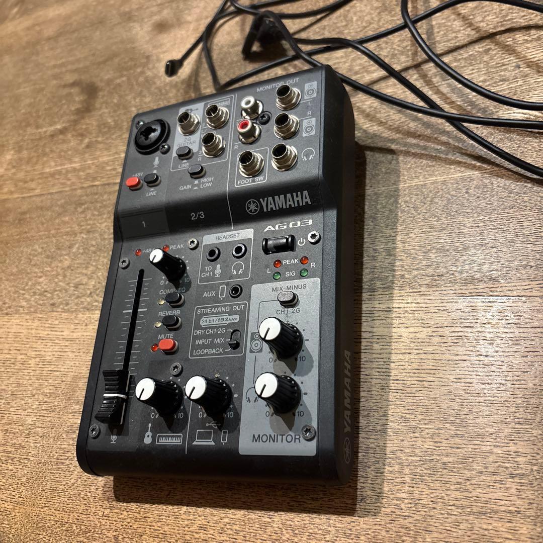 Yamaha AG03 DJミキサーとApple 純正Lightningコネクタ