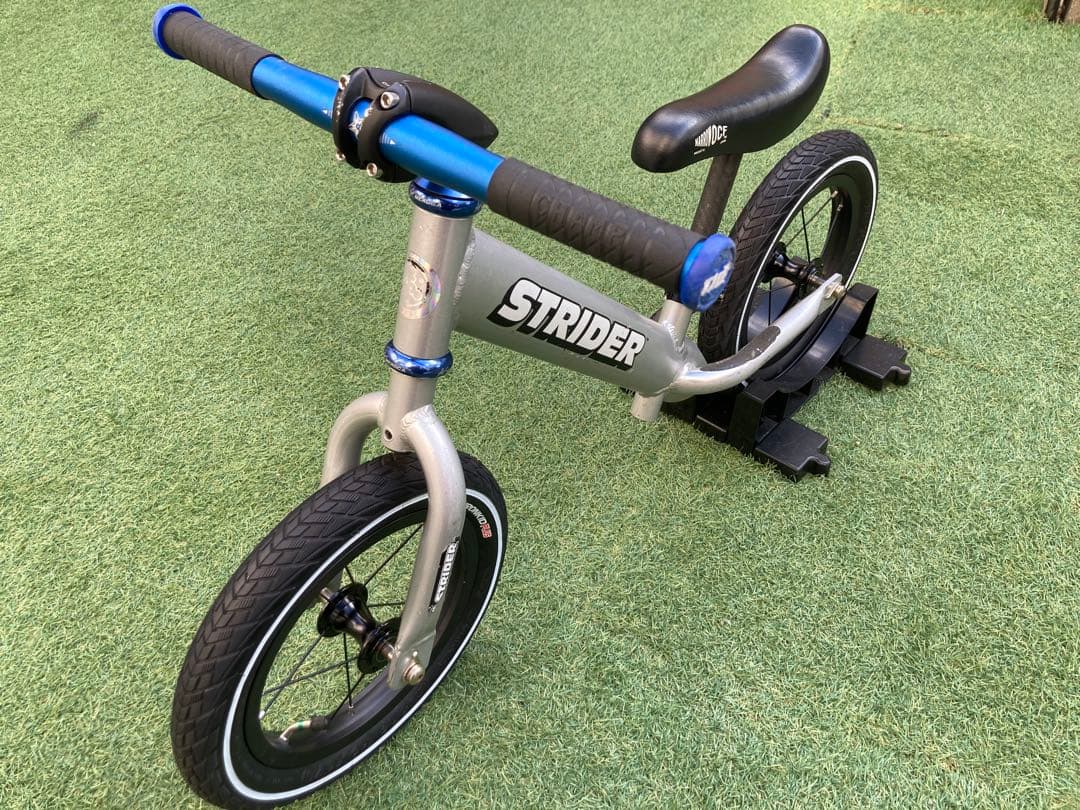 striderpro ストライダープロ　シルバー　カーボンシートポスト　カスタム