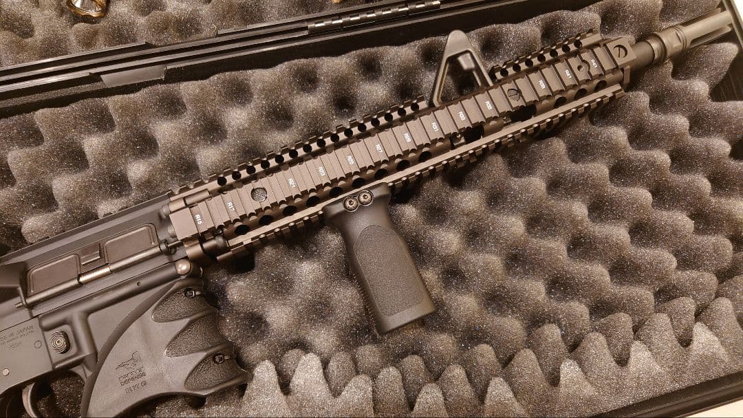 東京マルイ 次世代 SOPMOD M4 RISii FSP 外装カスタム