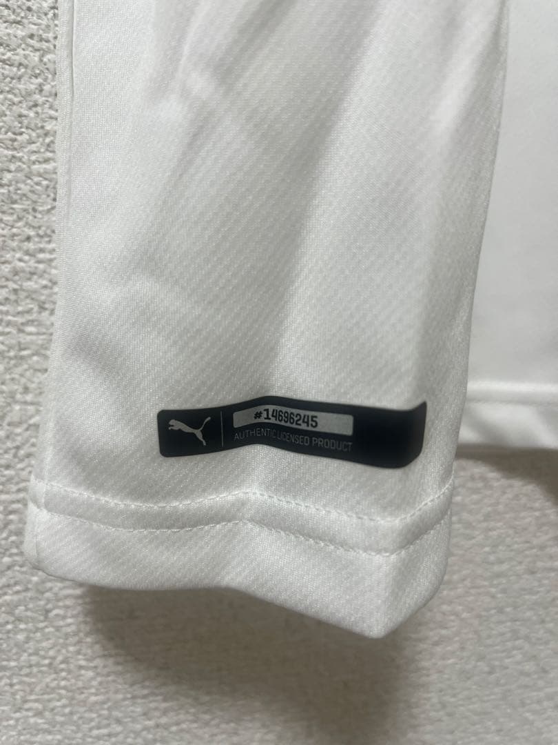 新品・未使用　ボルシア・メンヒェングラートバッハ Puma Lサイズ　ノイハウス