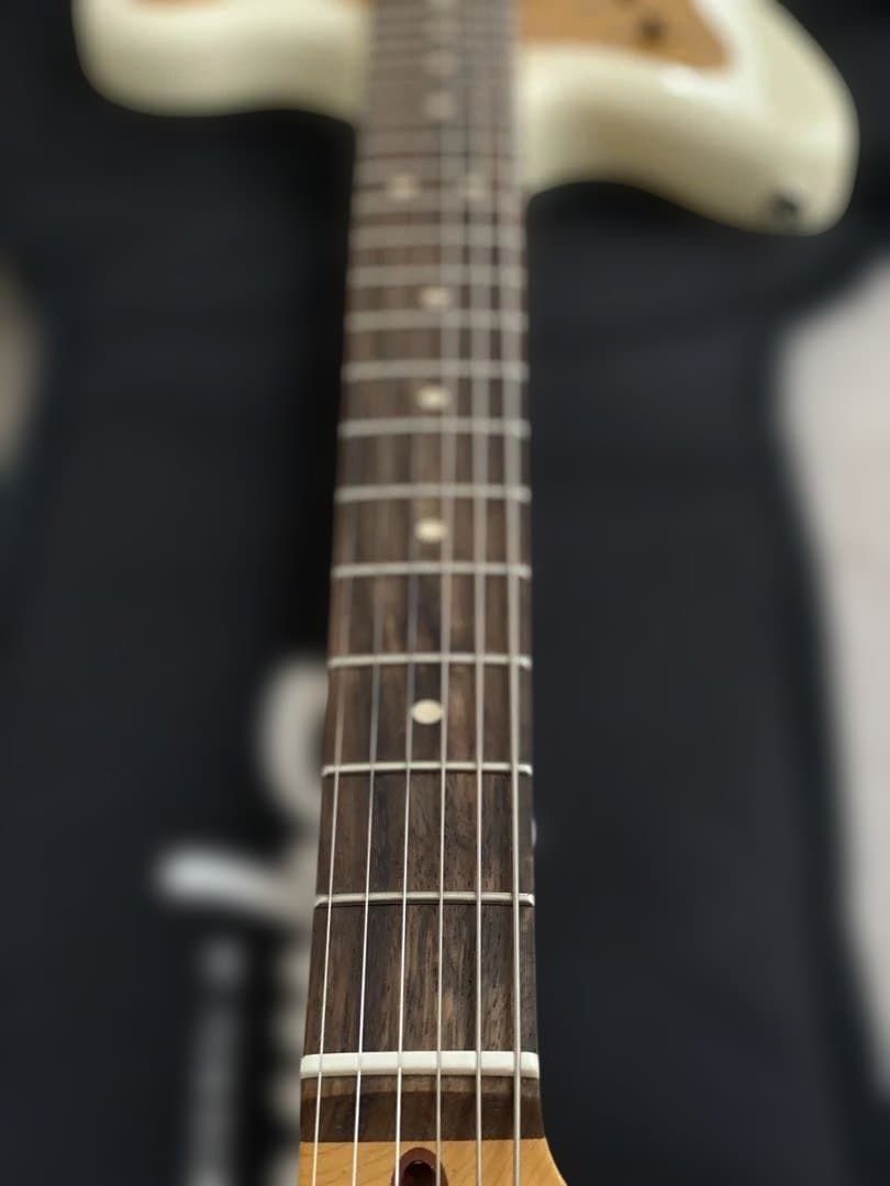 美品SQUIER スクワイヤー J Mascis J マスシス ジャズマスター