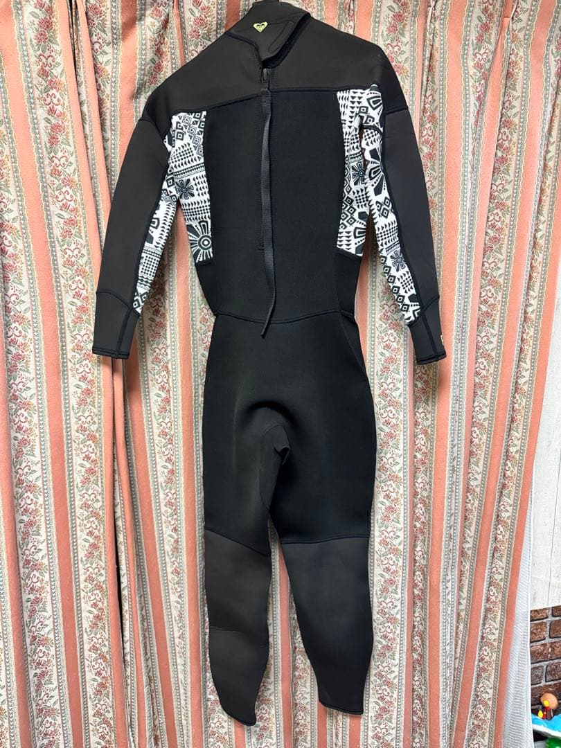 ROXY ウエットスーツ　2ミリ　Lサイズ