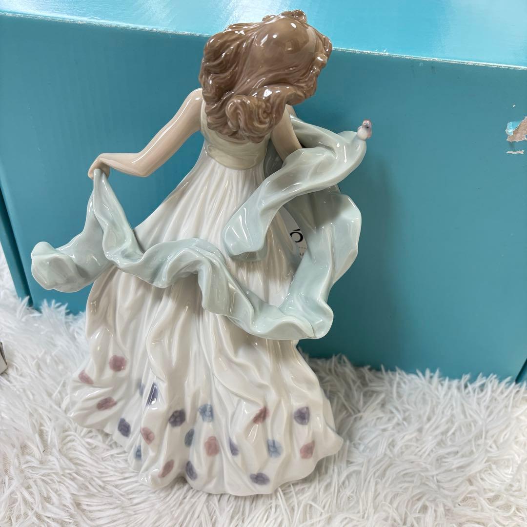 【未使用美品】夏のセレナーデ　リヤドロ　置物　箱あり