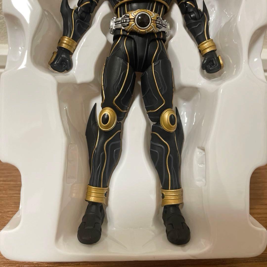 美品 s.h.figuarts仮面ライダークウガ　アルティメットフォーム　真骨頂