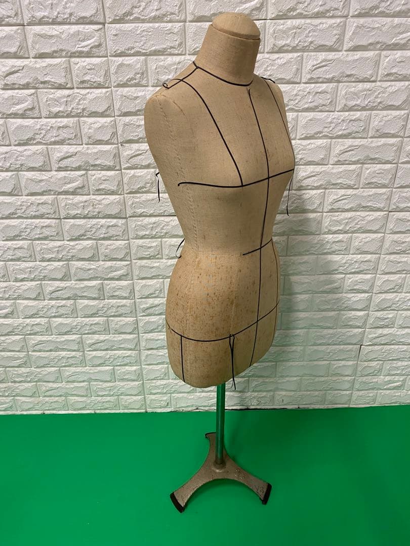 トルソー マネキン ボディ ライン入り