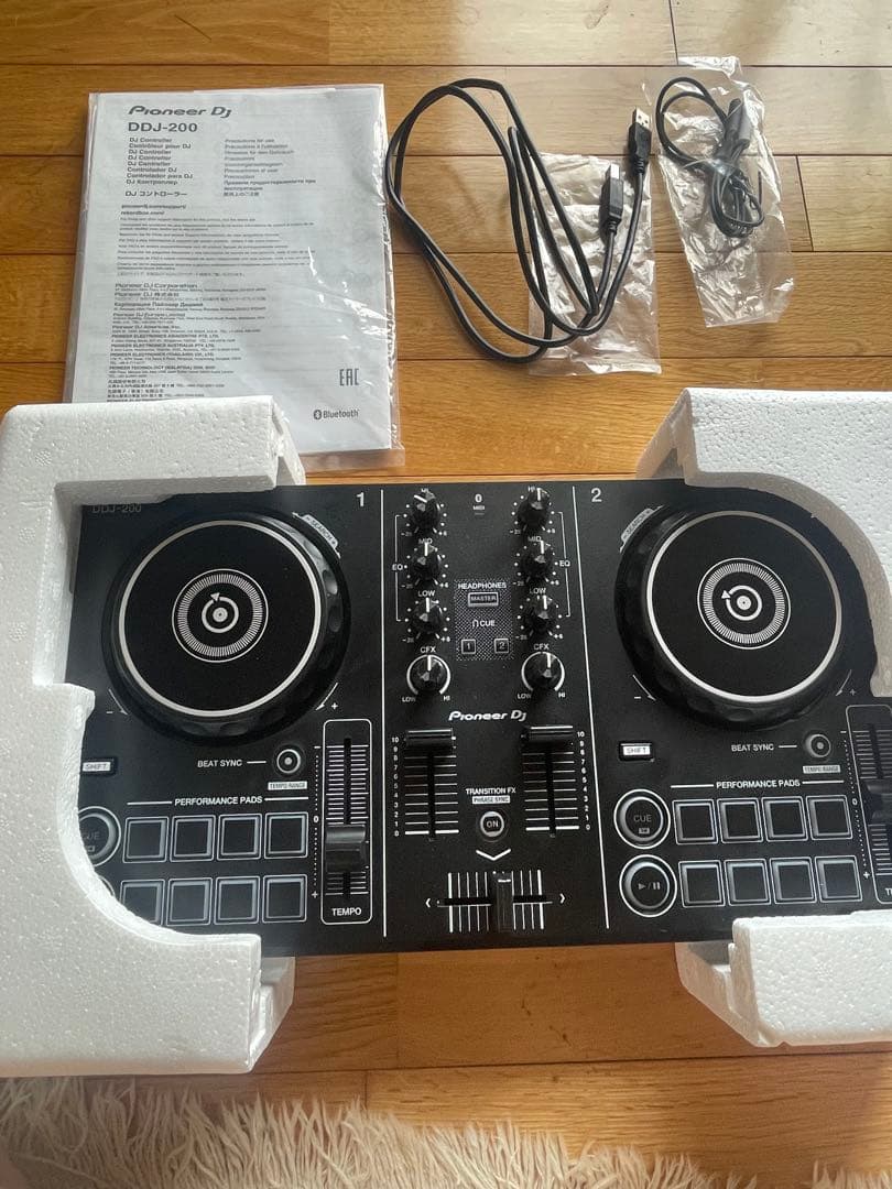 Pioneer DJ DDJ-200 Bluetooth DJコントローラー