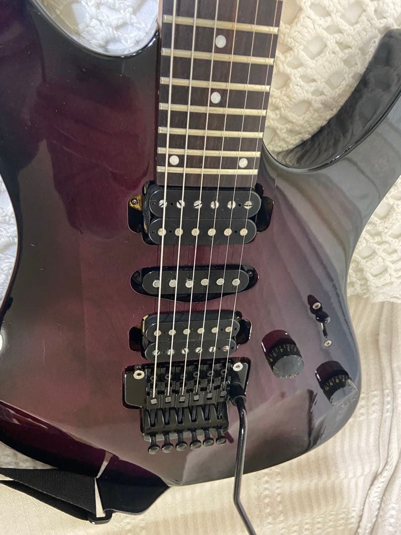 YAMAHA RGX 421D フロイドローズ トレモロ・パープル色でカッコいい